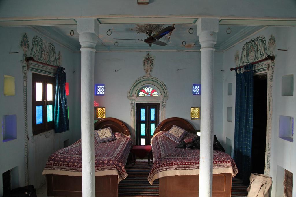 Narayan Niwas Castle Hotel Ramgarh Shekhawati Room photo