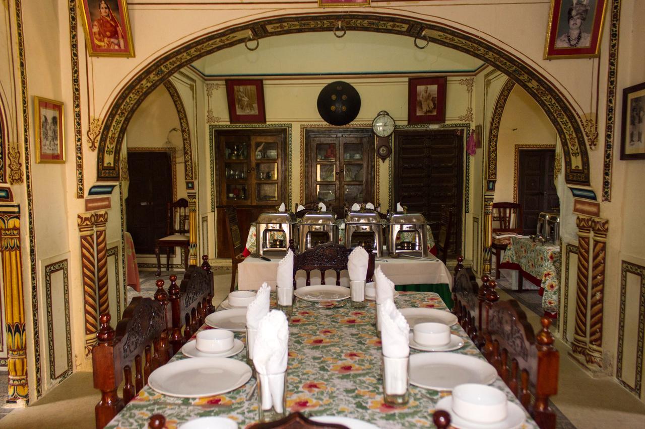 Narayan Niwas Castle Hotel Ramgarh Shekhawati Exterior photo